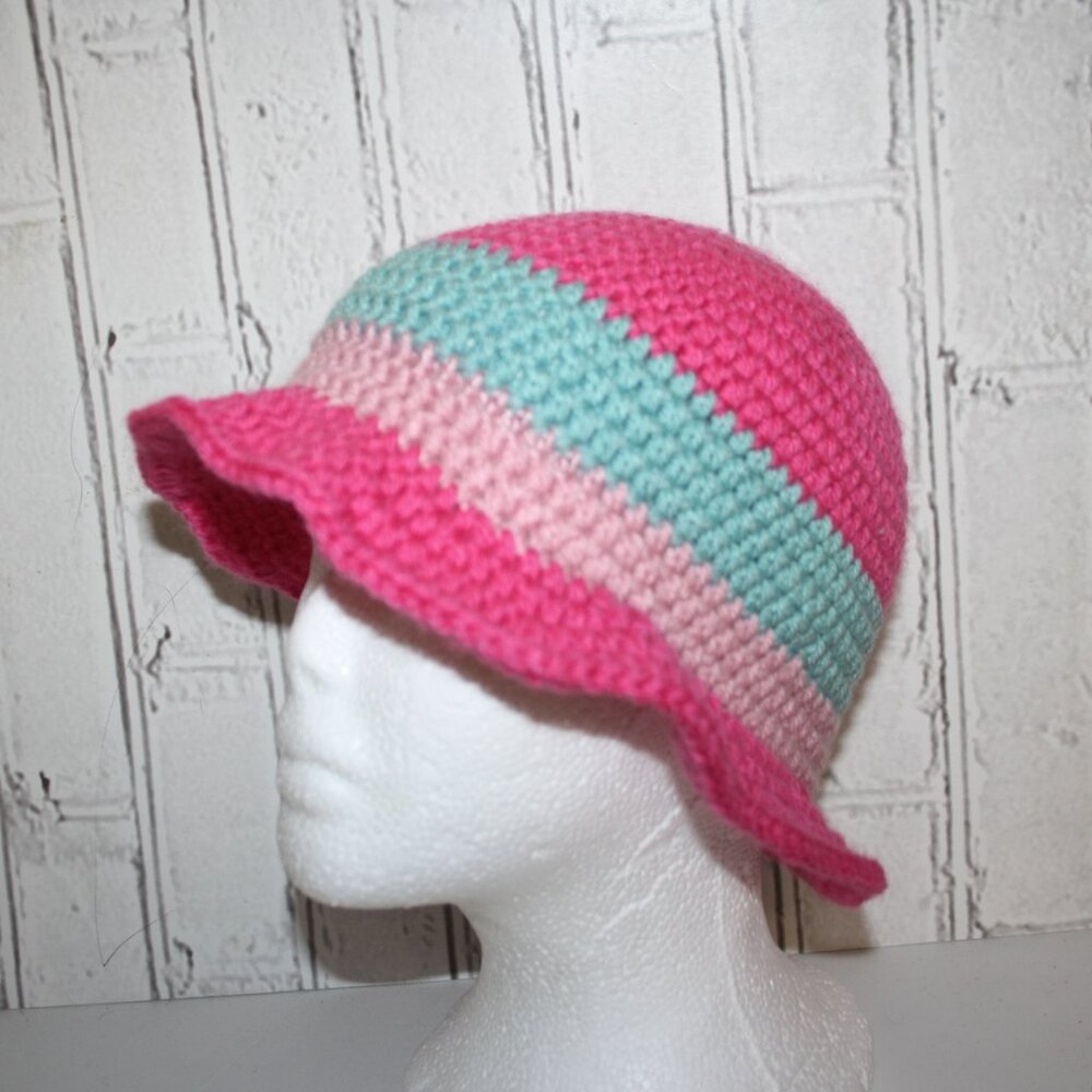🌸 Pink & Teal Crocheted Sunhat – Handmade · One Size